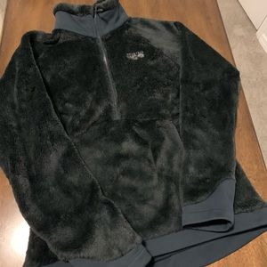 Mountain Hardware Sherpa Quarterzip